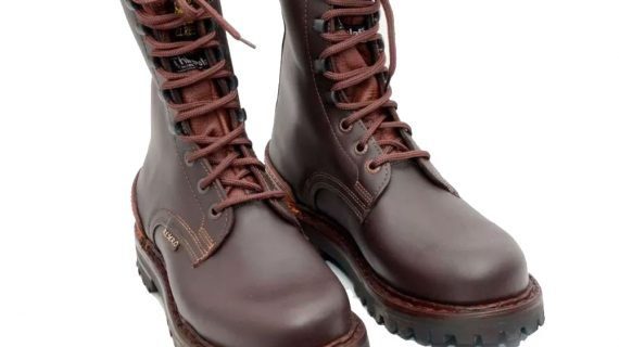 Borceguí alta montaña cuero engrasado marrón El Resero