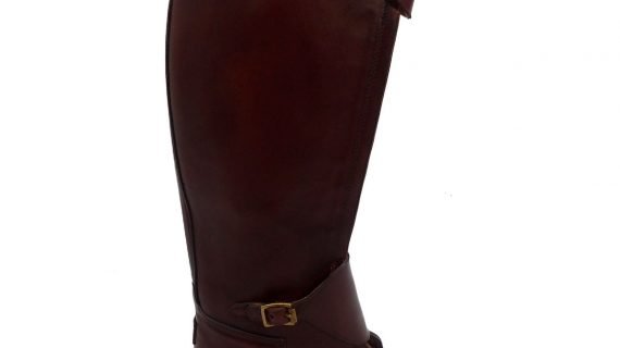 Bota de polo con cierre