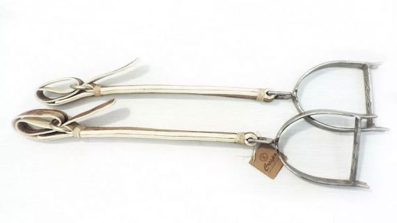 Estribos de acero inoxidable con estribera