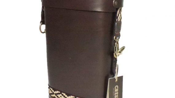 Porta termo de cuero con guarda pampa