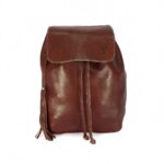 Mochila al corte de cuero