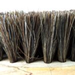 Cepillo de cerda con tapa de madera - Image 2