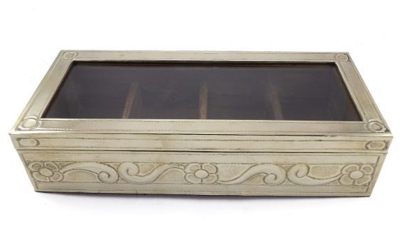 Caja de te larga con divisores