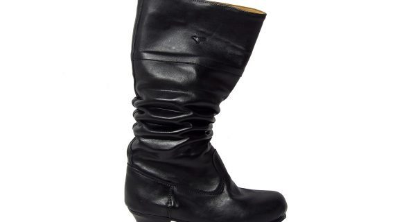 Botas de cuero corrugadas para folcklore