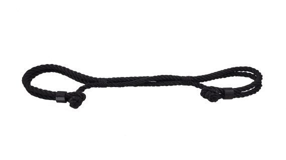 Maneas retorcidas de hilo negro para patas