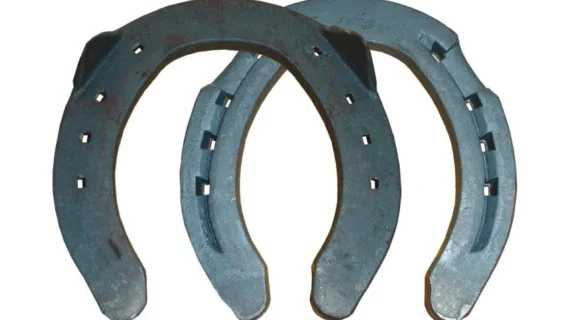 Herradura de hierro salto JK c/clip por juego