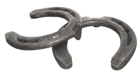 Herradura de hierro trabajo pesado c/clip por juego