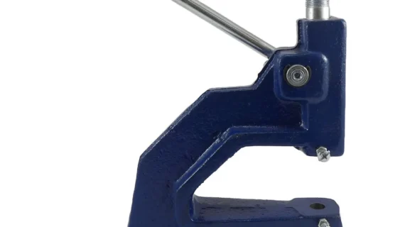 Máquina ojalillar radial