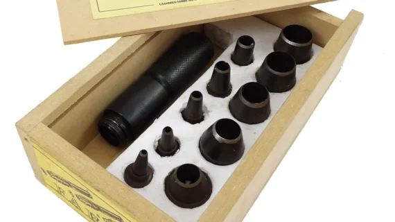 Juego de sacabocados a golpe Nº1 marca Fargo de 10 medidas