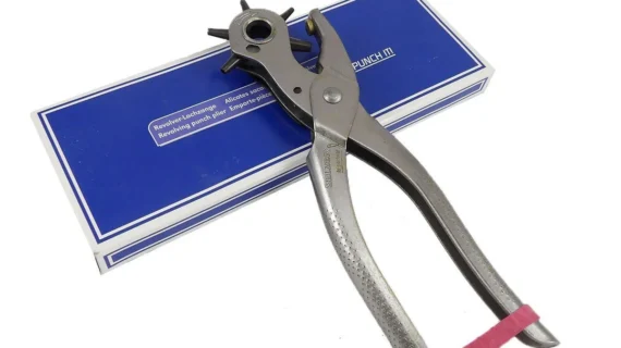 Pinza sacabocados alemana marca Selzer M.S. ideal para cueros