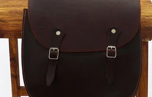 Alforja de suela marrón mediana