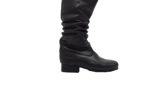 Botas de cuero corrugadas taco bajo