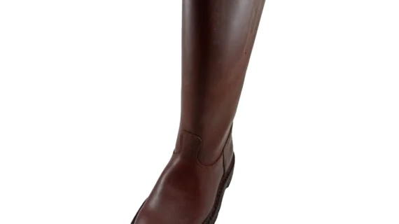 Botas de cuero engrasado caña 3/4 con fondo de suela y goma