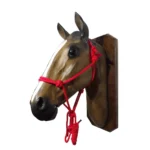 Bozal con cabestro de soga con nudos