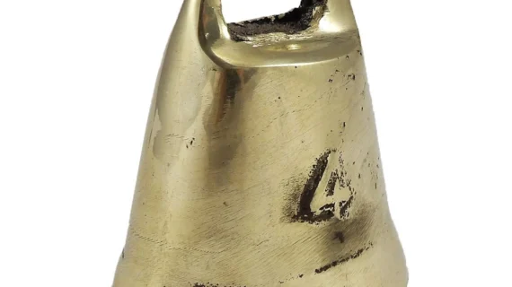 Cencerro de bronce pulido número 4