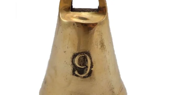 Cencerro de bronce pulido número 9