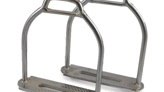 Estribos de hierro niquelado grandes
