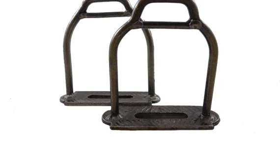 Estribos de hierro pulido chicos