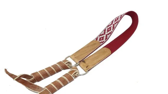 Tapa pegual de galón motivo guarda pampa