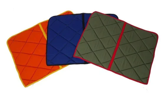 Mandil matelaseado para turf