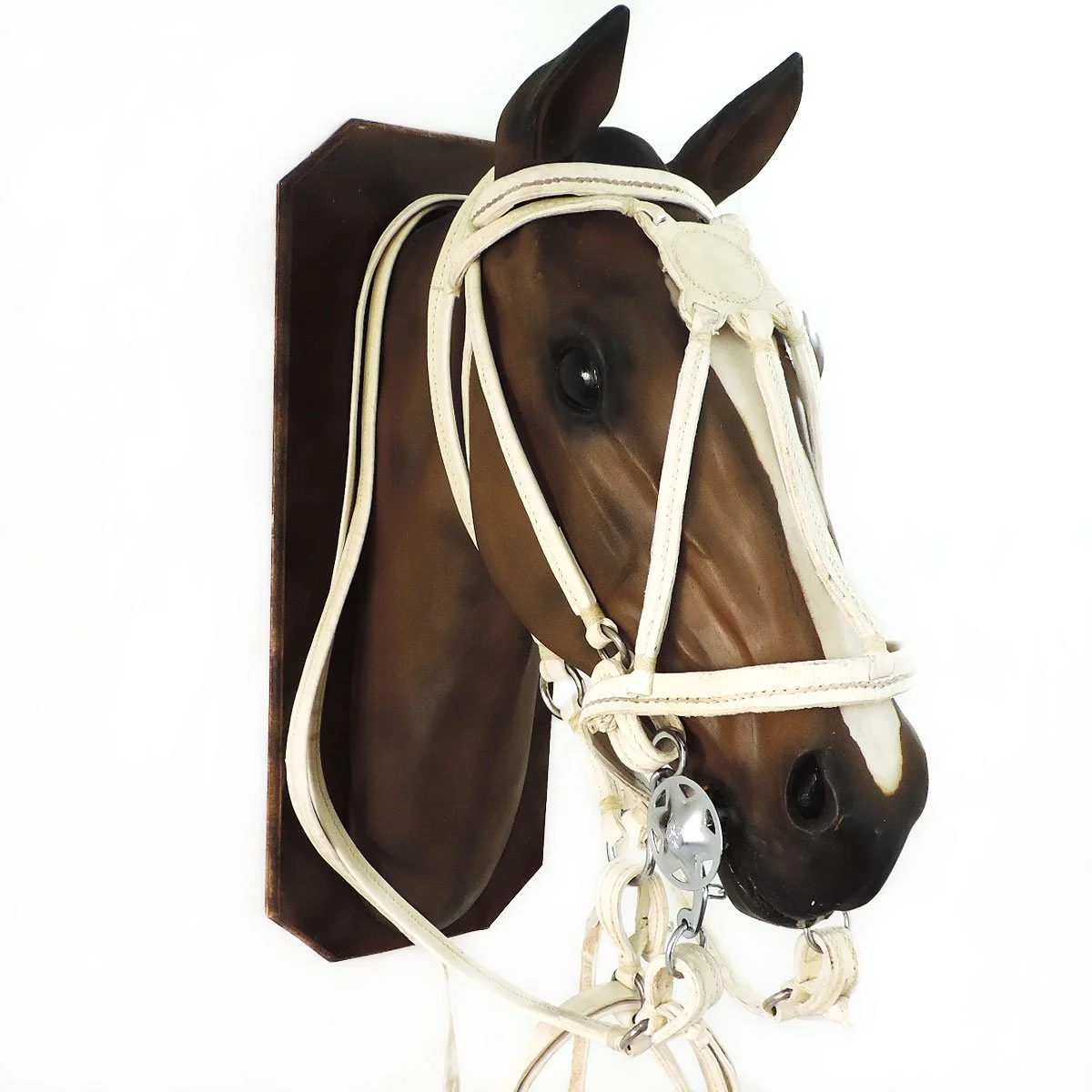 tcr-5221-8-1772141604.webp Juego 4 piezas de cuero doble blanco - Image 1