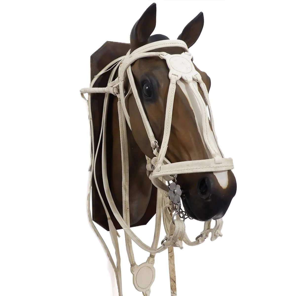 tcr-5222-1-1772138668.webp Juego 5 Piezas de Cuero Doble Blanco - Image 1