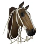 Cabezada, riendas y fiador de cuero blanco