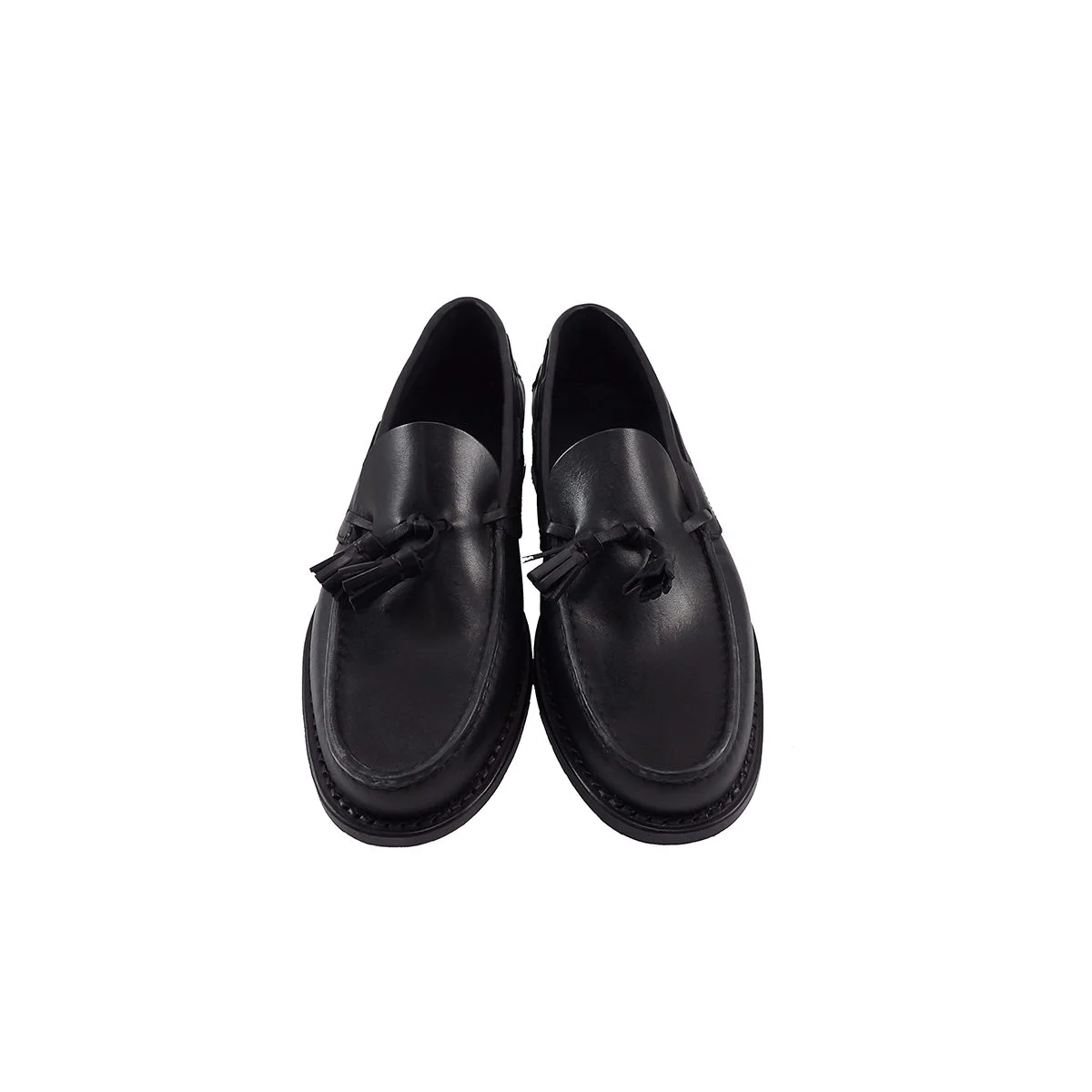 tcr-6486-1772147674.webp Mocasín clásico doble suela con pompón negro - Image 1