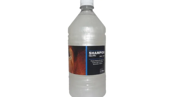 Shampoo neutro líquido Equi-Care 950 ml