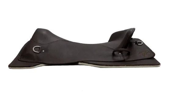 Montura freno de oro modelo Claudio Fagundes color marrón