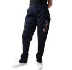 Bombacha de gabardina azul bordada para dama