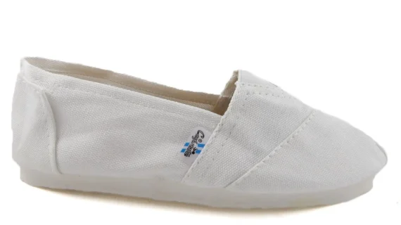 Alpargata de lona blanca con fondo de goma eva para niños
