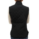 Chaleco de dama matelasse negro con broche - Image 2