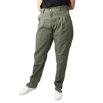 Bombacha de gabardina verde para dama