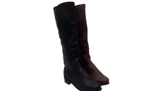 Botas de cuero caña larga blanda fondo de goma granulada