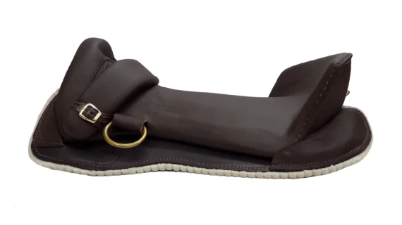 Montura freno de oro de caucho color marrón