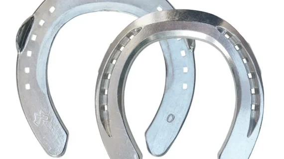 Herradura de aluminio equilibrium mano con clip