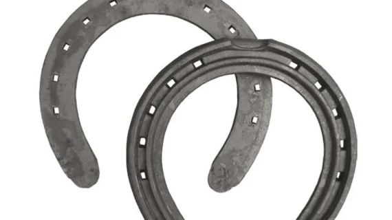 Herradura de hierro filete mano o pata c/clip por par